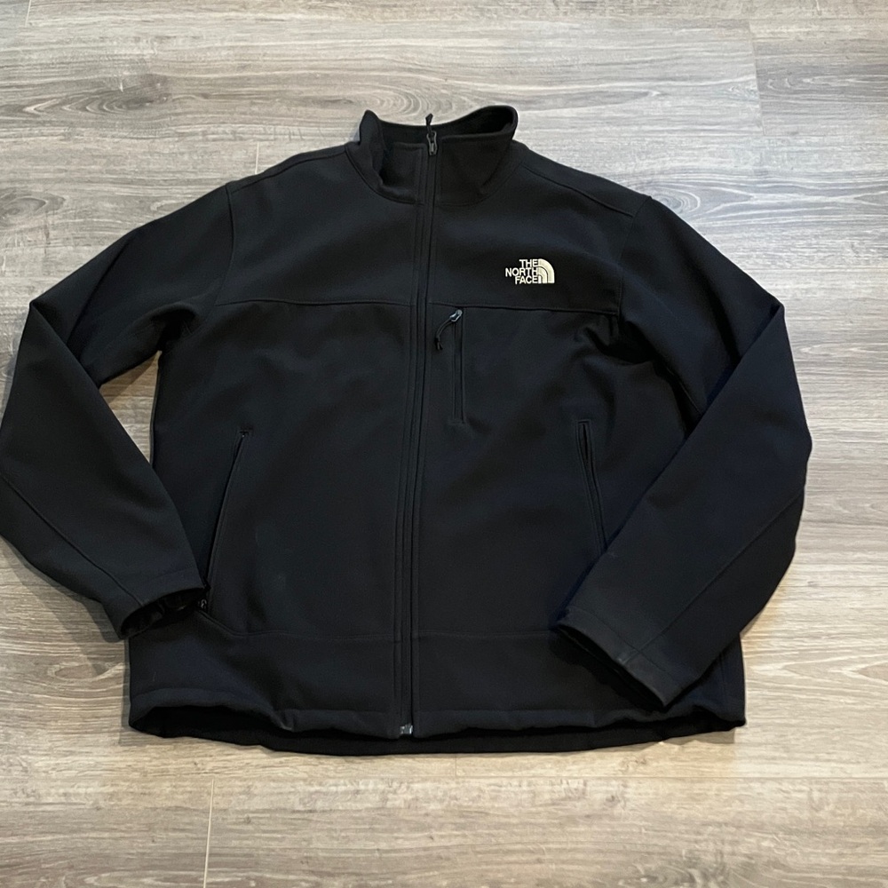 The North Face Men's Black Performance Jacket